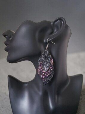 Black Leather Women's Pierced Teardrop Earrings w/Purple Glitter Accents  ✨NWT✨